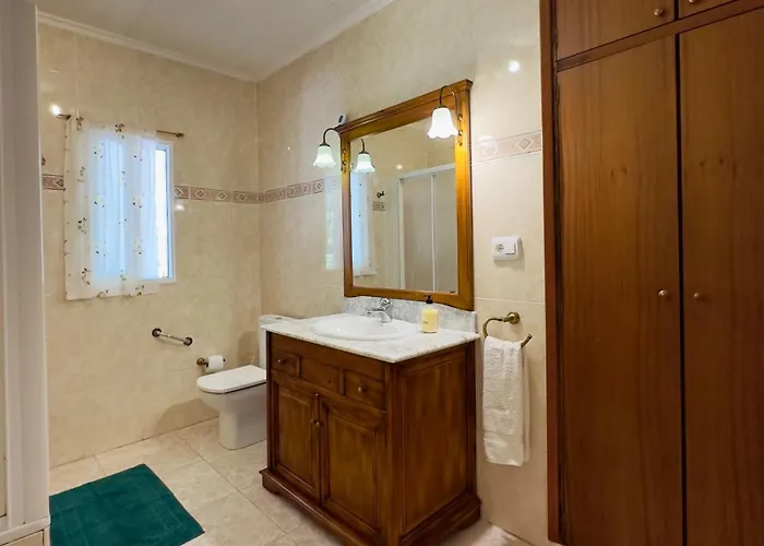 Con Jardin Y Piscina Privada Casa de Férias Busot