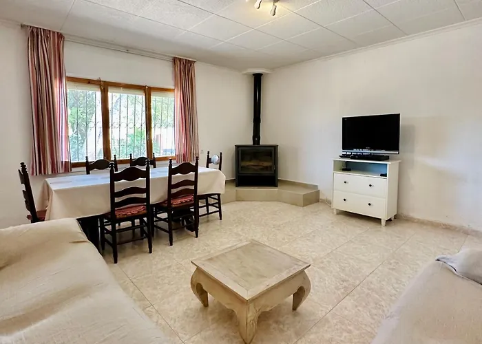 Con Jardin Y Piscina Privada * Busot