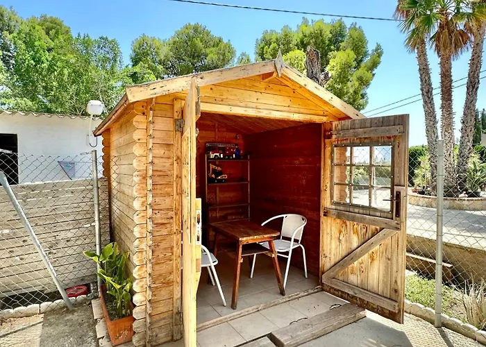 Con Jardin Y Piscina Privada Casa de Férias