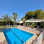 Con Jardin Y Piscina Privada Σπίτι διακοπών *
