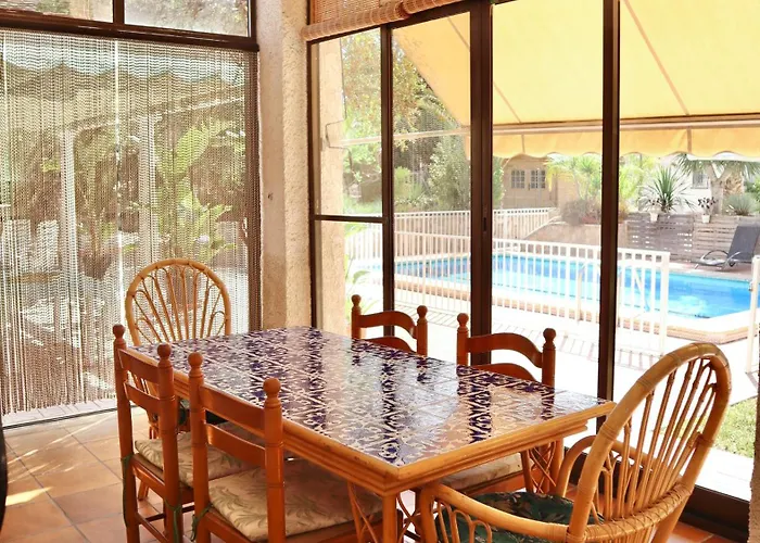 Con Jardin Y Piscina Privada Prázdninový dům