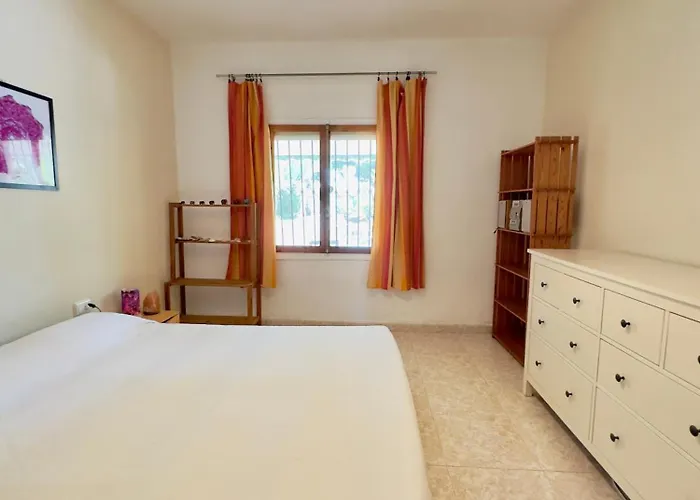 Prázdninový dům Con Jardin Y Piscina Privada Busot