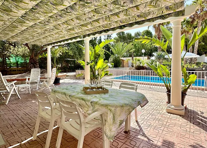 Prázdninový dům Con Jardin Y Piscina Privada Busot