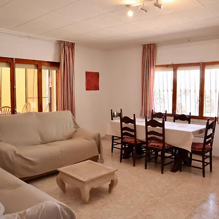 Holiday home Con Jardin Y Piscina Privada *
