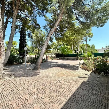 Holiday home Con Jardin Y Piscina Privada