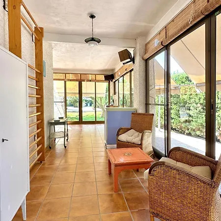 Con Jardin Y Piscina Privada Dom wakacyjny Busot