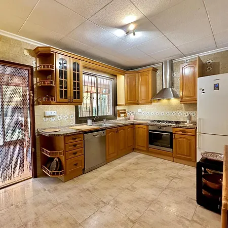 Holiday home Con Jardin Y Piscina Privada *